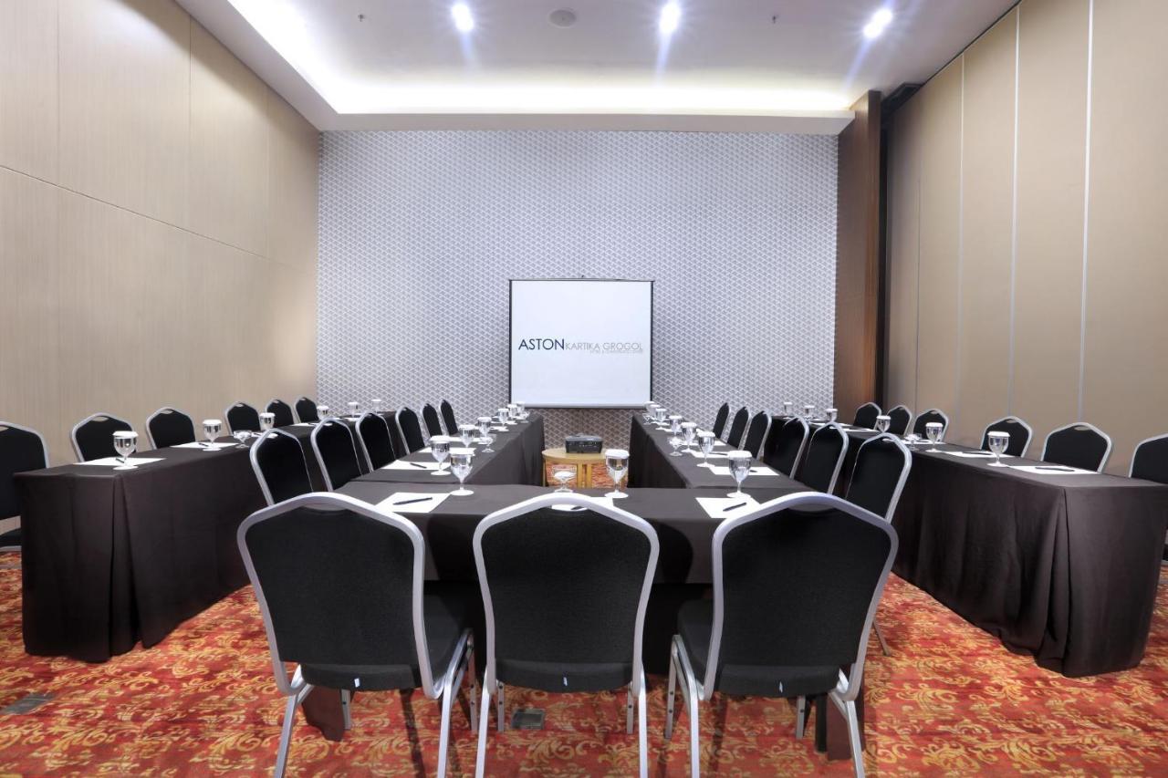 ג'קרטה Aston Kartika Grogol Hotel & Conference Center מראה חיצוני תמונה