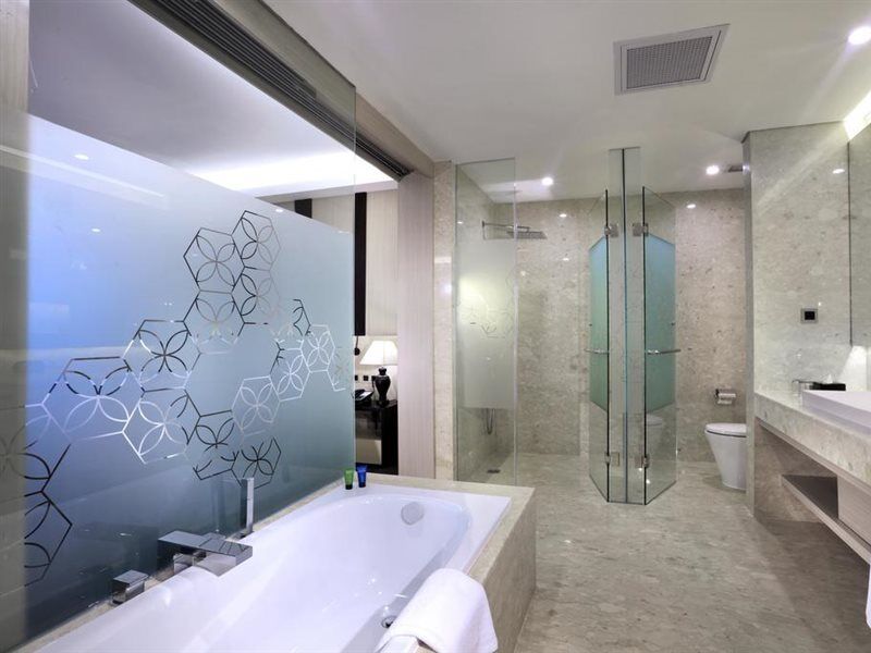 ג'קרטה Aston Kartika Grogol Hotel & Conference Center מראה חיצוני תמונה